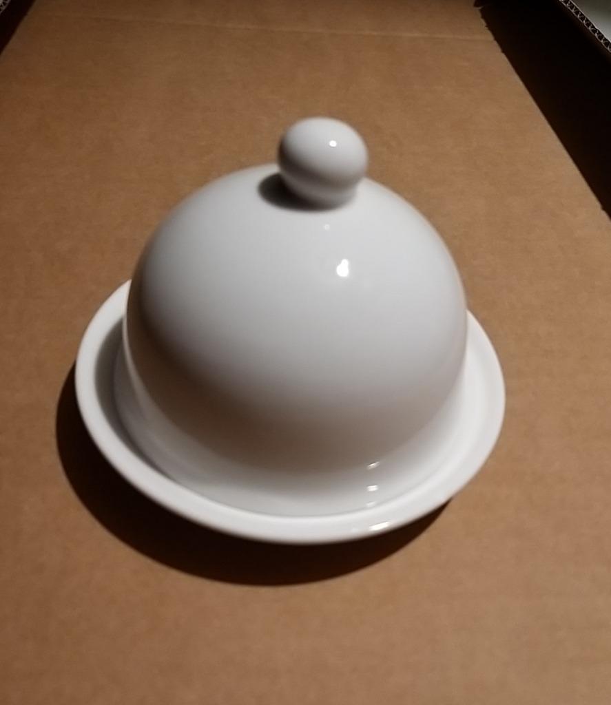 Botervlootje in wit porselein, Huis en Inrichting, Keuken | Servies, Ophalen of Verzenden, Nieuw, Porselein