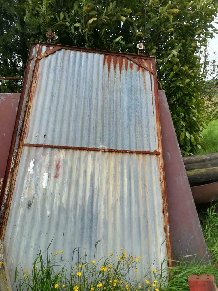 Porte Coulissante en tôle, Ophalen, Gebruikt