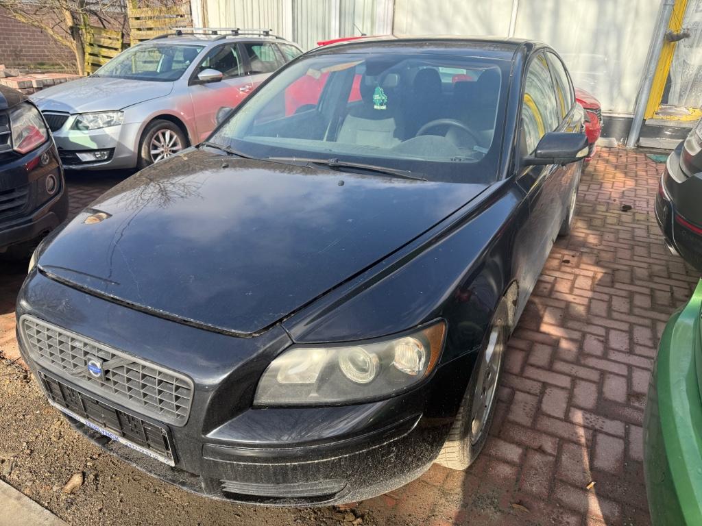Volvo v40 1.6d 2005 a reparer, Auto's, Voorwielaandrijving, Stof, Zwart, 4 cilinders