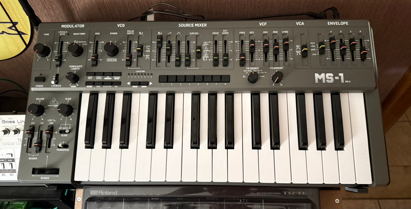 Behringer MS-1 MKII GY, Musique & Instruments, Claviers, Enlèvement ou Envoi, Comme neuf