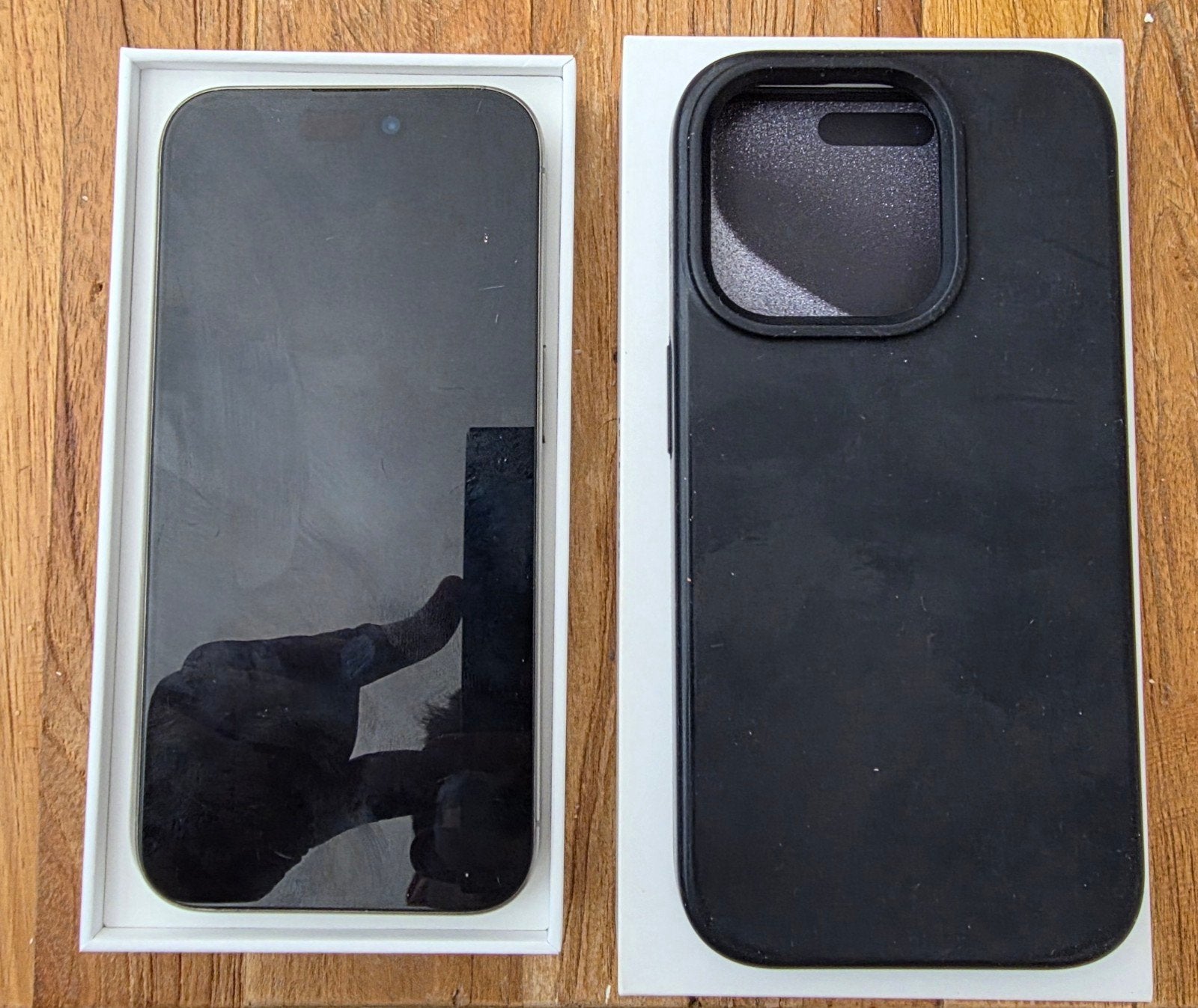 iPhone 15 Pro zwart titanium 256 GB, Telecommunicatie, Mobiele telefoons | Hoesjes en Screenprotectors | Apple iPhone, Apple, Grijs