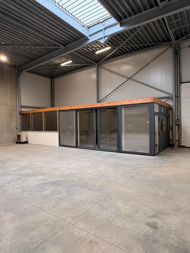 Kantoor unit te koop, Koop