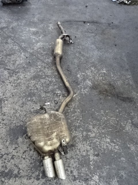 LIGNE D'ECHAPPEMENT COMPLETE Audi A4 (B8) (01-2007/12-2015), Auto-Union-Straße  1,
85057  Ingolstadt, DE, Info@audi.de, Audi, Utilisé