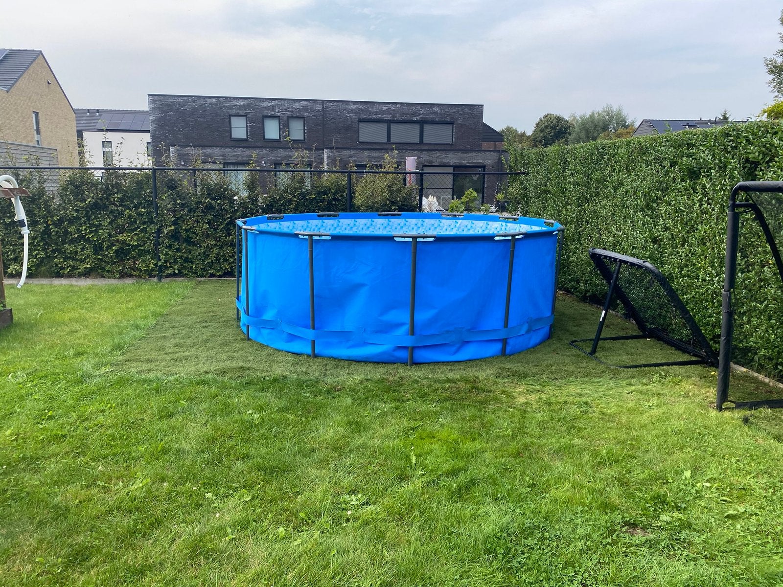 Zwembad met warmtepomp en filter, Ophalen, Zo goed als nieuw, Opzetzwembad