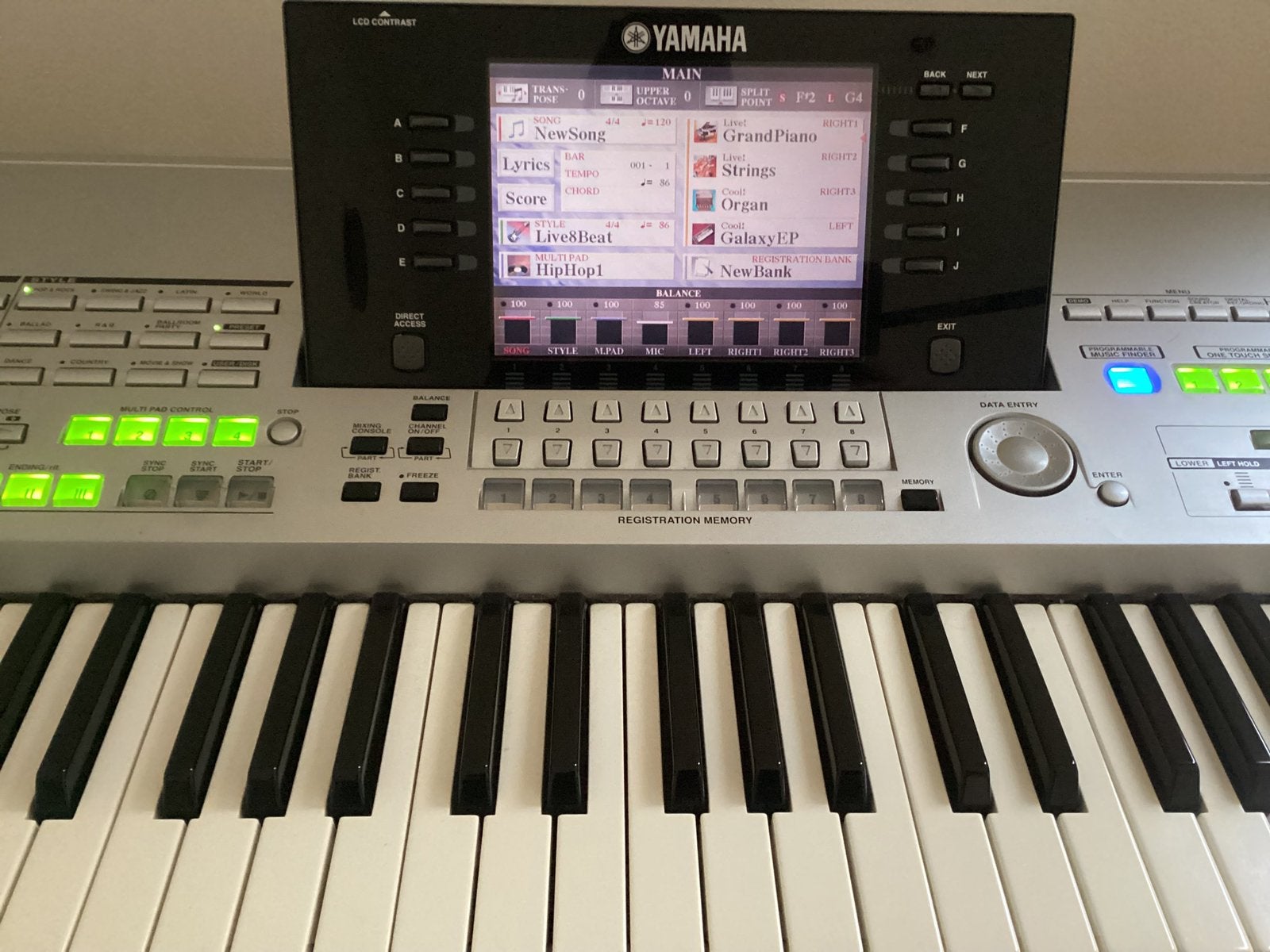 Yamaha Tyros, Musique & Instruments, Claviers, 61 touches, Connexion MIDI, Yamaha, Enlèvement