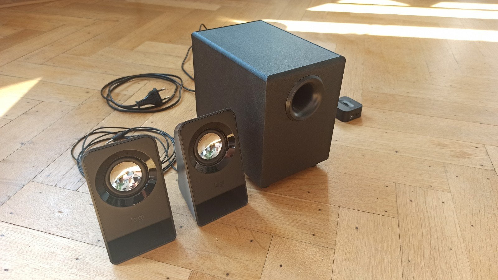 Logitech Z213 luidsprekers, Ophalen, Gebruikt, Audiokanaal 2.1, Logitech