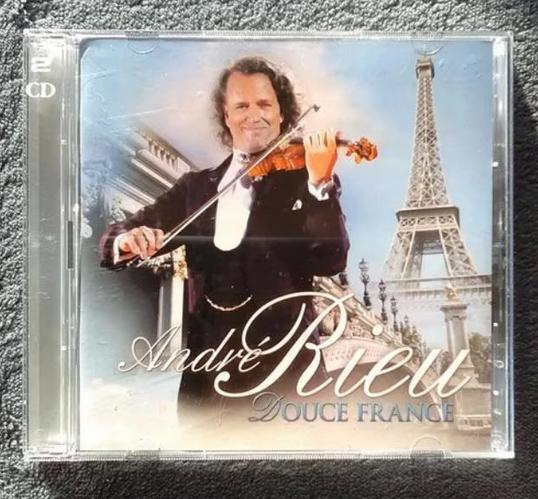 Double CD "Douce France" André Rieu (2010) NEUF !, Enlèvement ou Envoi, Du modernisme à nos jours, Comme neuf, Autres types