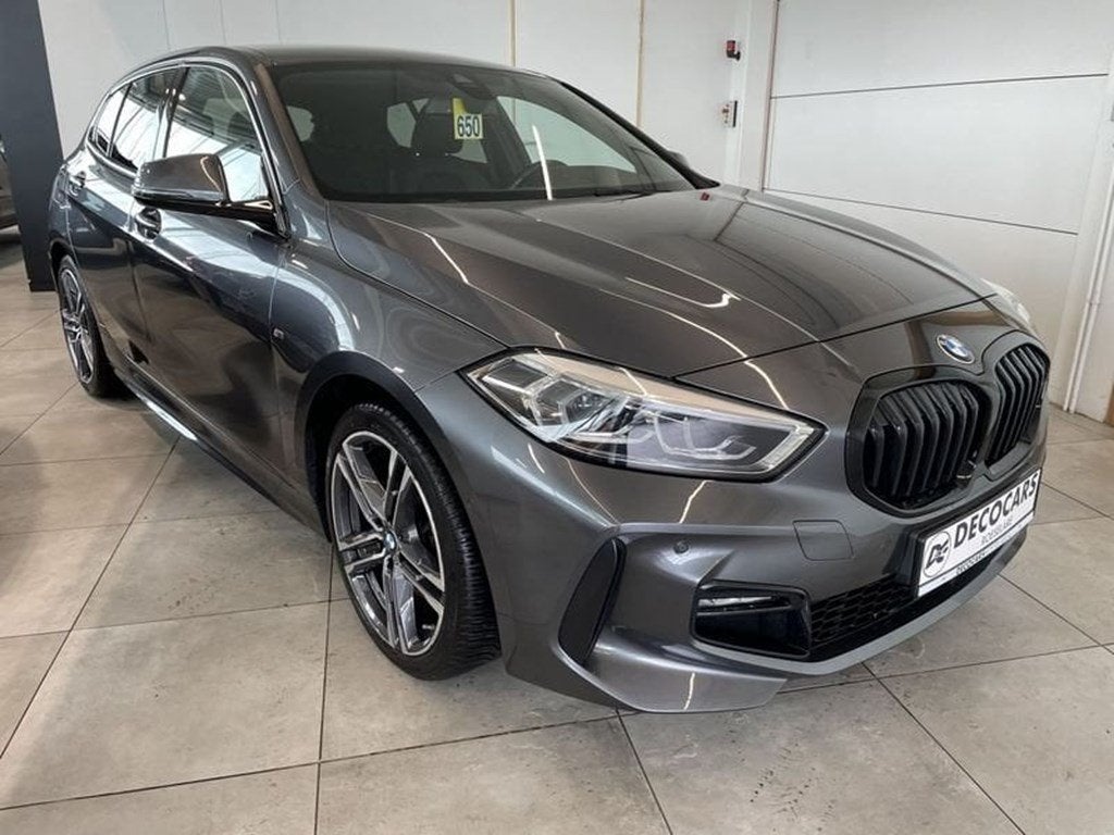 BMW Serie 1 M-Pack // Carplay - Automaat - Navi, Auto's, BMW, Automaat, 1 Reeks, 116 pk, 5 deurs