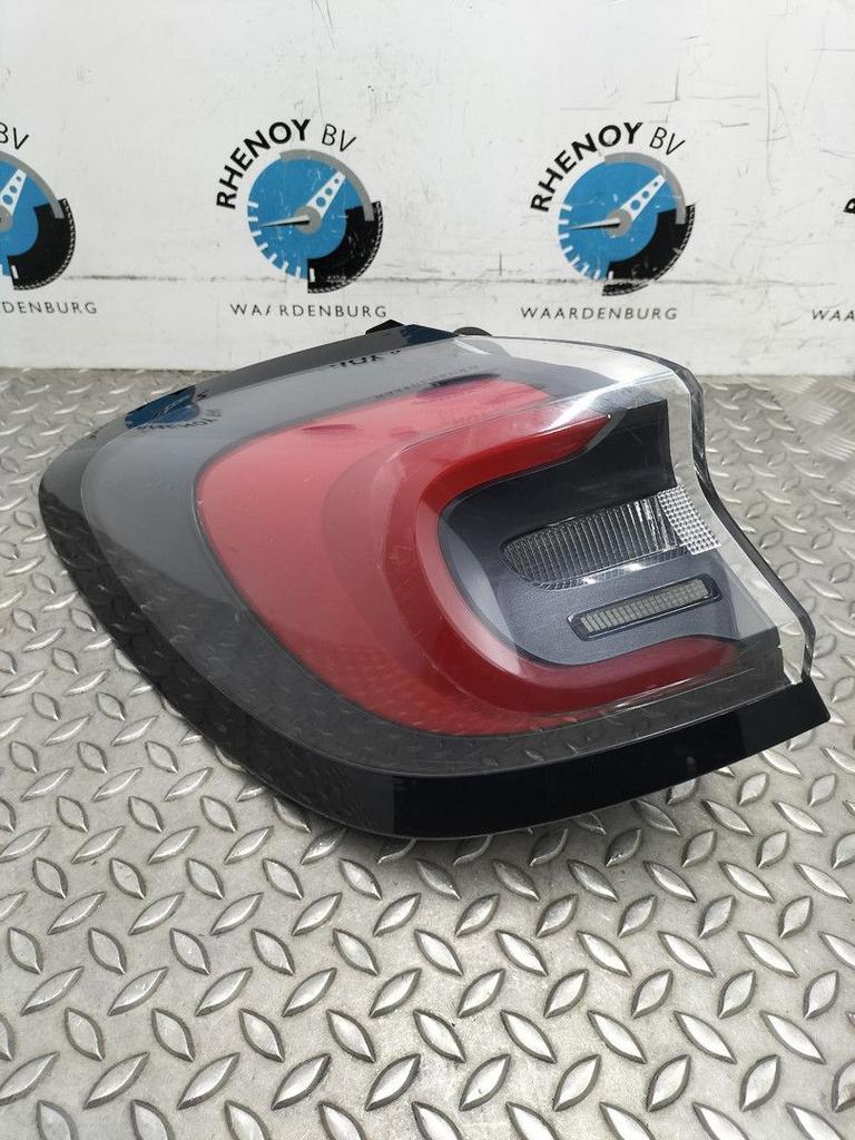 FORD PUMA TITANNIUM ACHTERLICHT L L1TB13405AG 2022, Ophalen of Verzenden, Gebruikt, Stiba lid