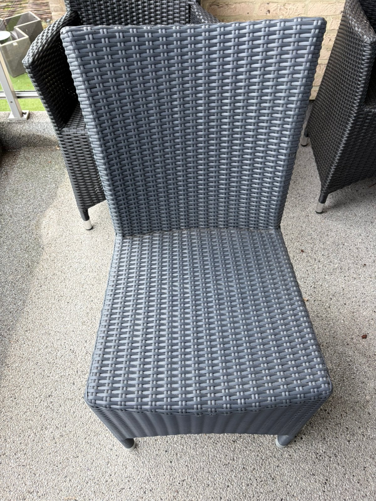 3 tuinstoelen, Enlèvement, Utilisé