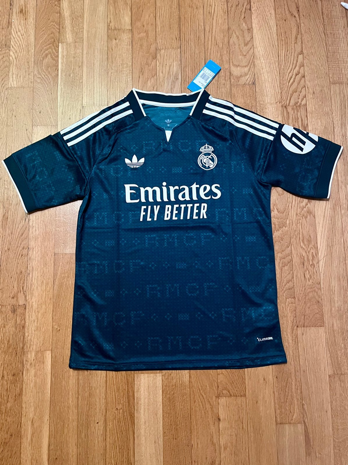 Maillot réal Madrid, Taille M, Envoi, Comme neuf, Maillot
