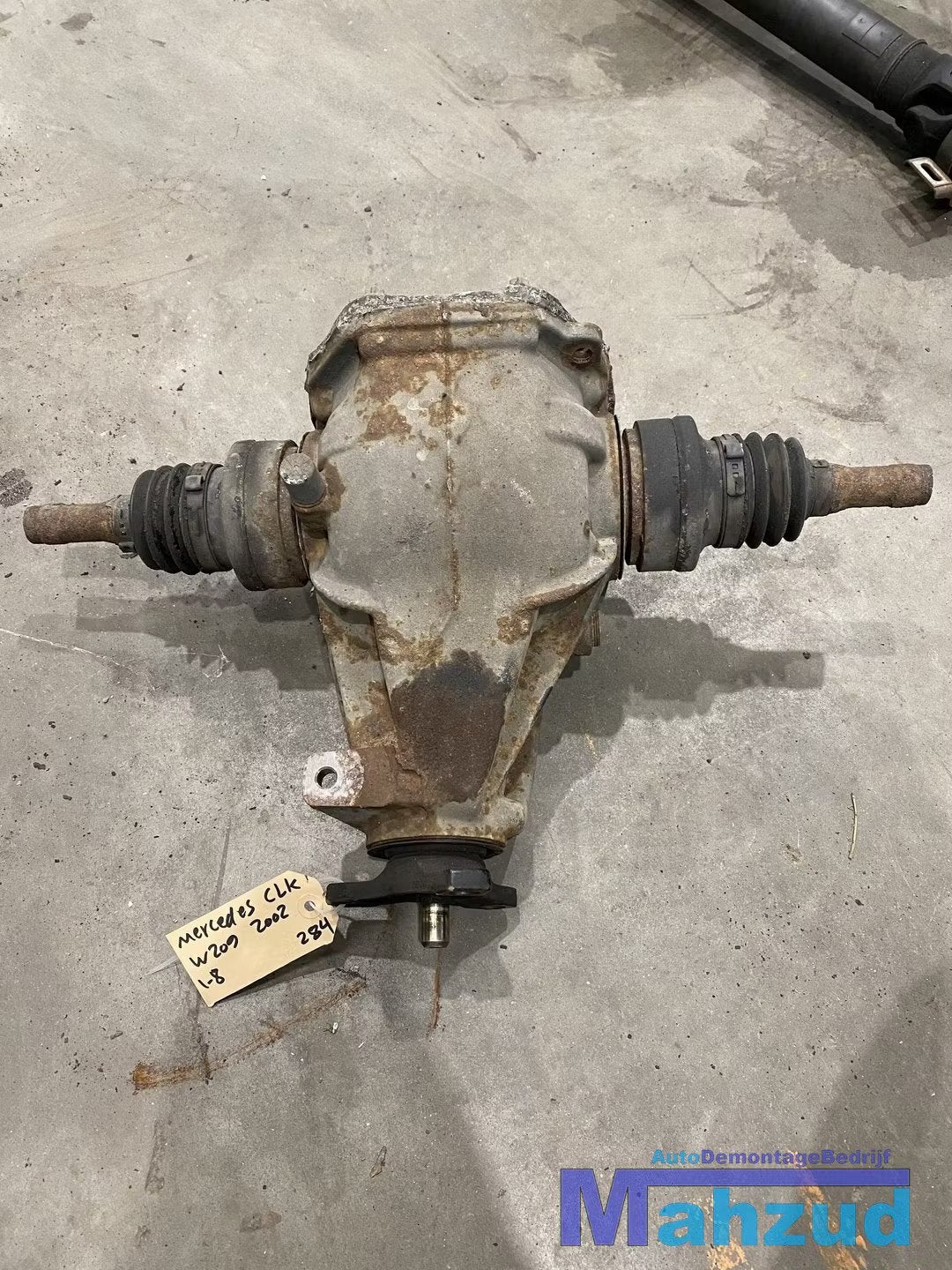 MERCEDES CLK W209 W203 C209 differentieel cardan 2033510205, Fabrikant BV, Utilisé, Info@fabrikant.eu, Fabrikantstraat 1
1000 AA  Amsterdam, NL