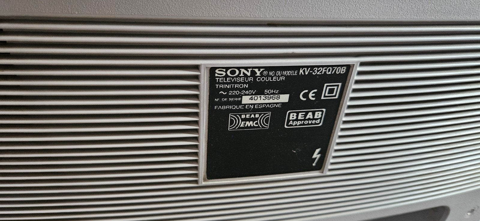 television sony trinitron vintage, Bricolage & Construction, Volets, Enlèvement