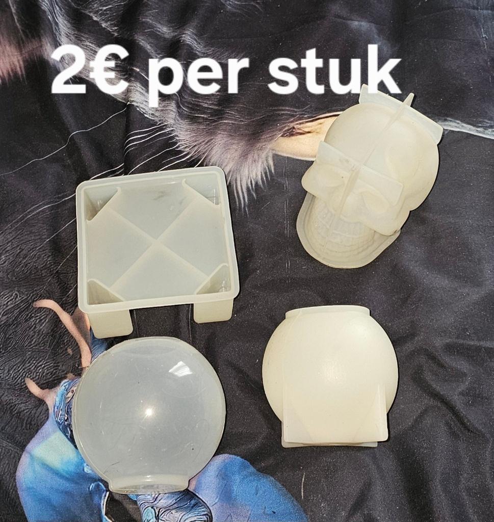 4 epoxy mallen, Hobby en Vrije tijd, Ophalen, Gebruikt, Knutselmateriaal