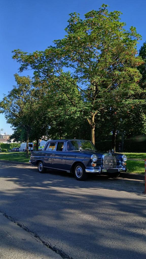 Mercedes- Benz 200D - W110, Auto's, Particulier, Diesel, Te koop
