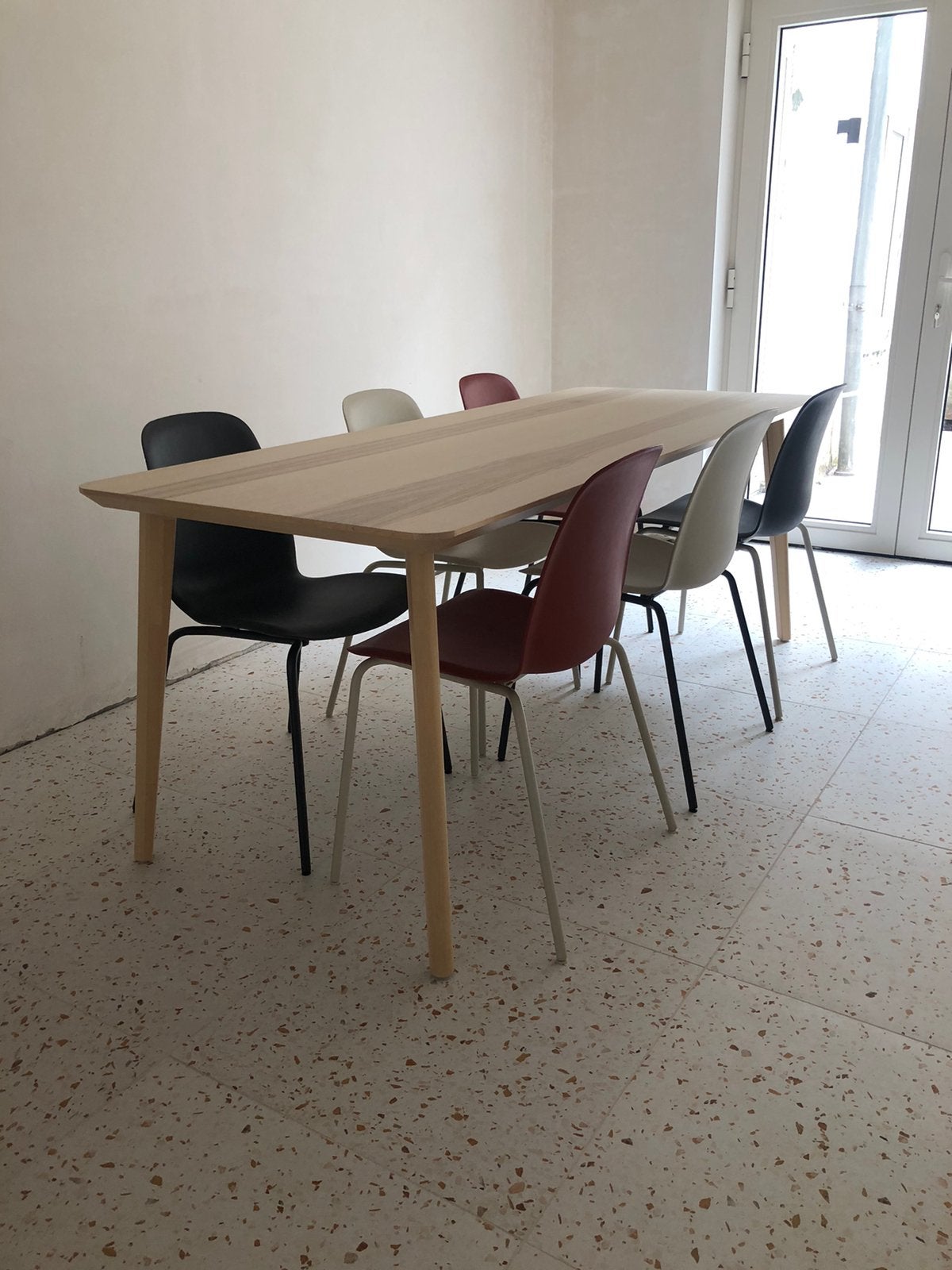 IKEA eettafel + 6 stoelen – splinternieuw, Huis en Inrichting, Ophalen, Nieuw