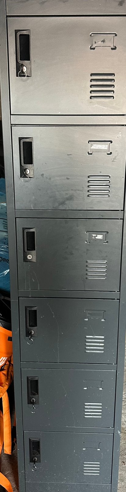 Lockers 2 stuks beschikbaar 150 perstuk!, Enlèvement, Comme neuf