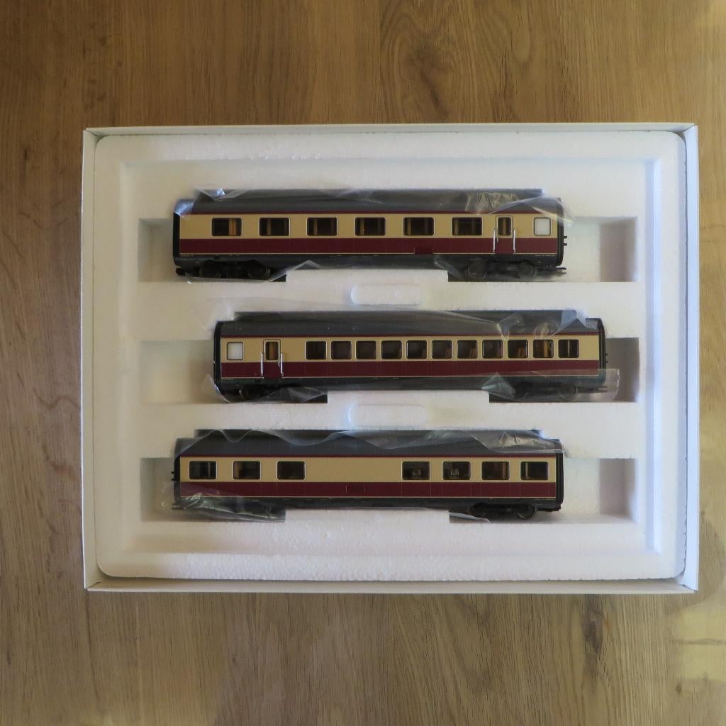 MARKLIN set voor personenauto's 43115, Hobby en Vrije tijd, Wisselstroom, Verzenden, Märklin, Nieuw