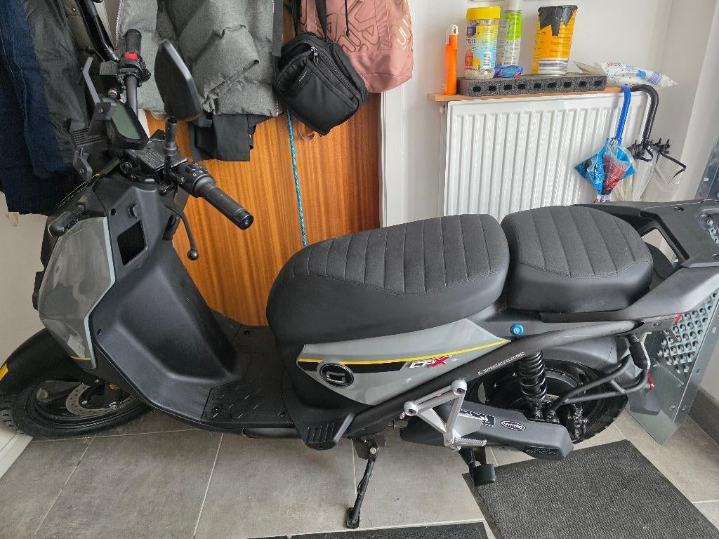 Scooter Elektrisch, A-klasse, Elektrisch, Klasse A (25 km/u), Zo goed als nieuw, Ophalen