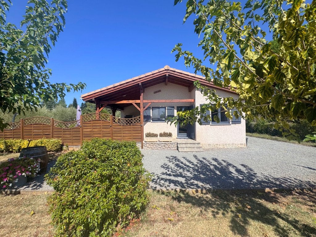 vakantiewoning met privézwembad en airco (Ardèche), Vacances, Propriétaire, Maison de campagne ou Villa, 3 chambres à coucher