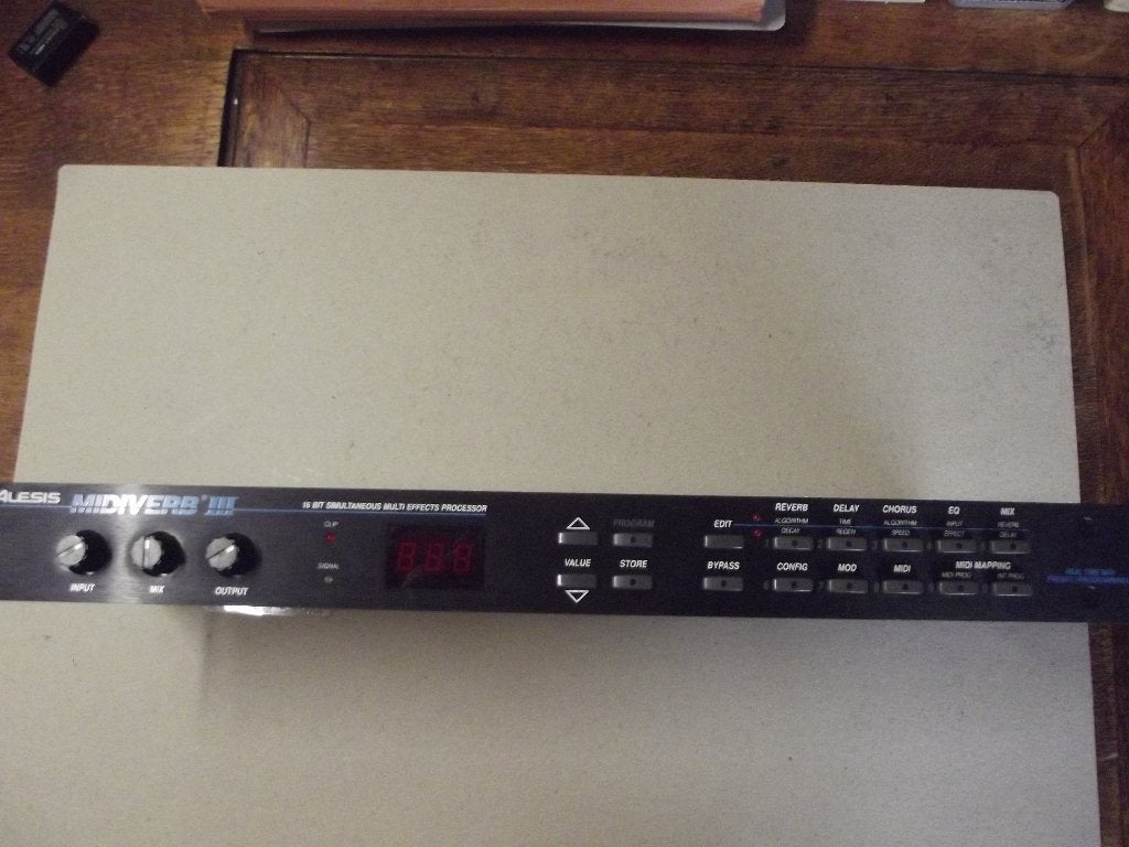 ALESIS MIDIVERB III, Enlèvement ou Envoi, Utilisé, Multi-effet