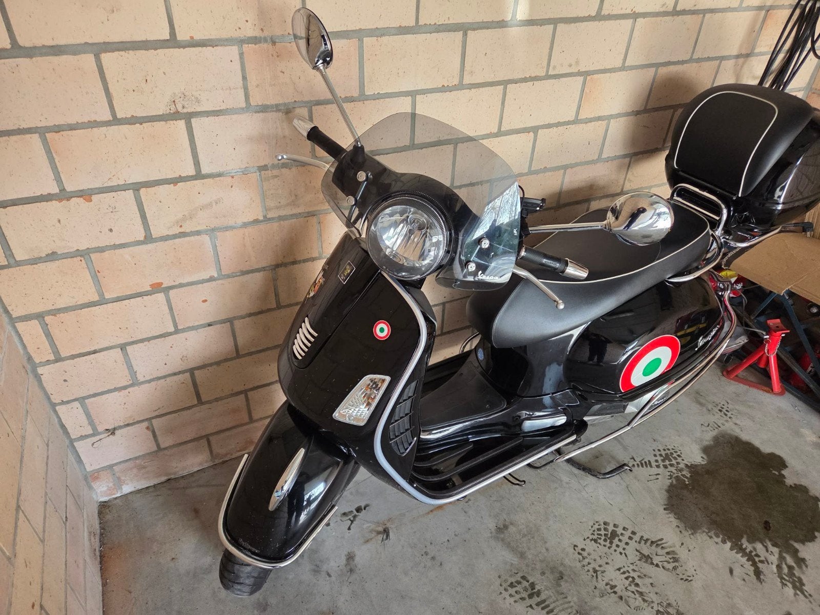 Vespa 125, Ophalen