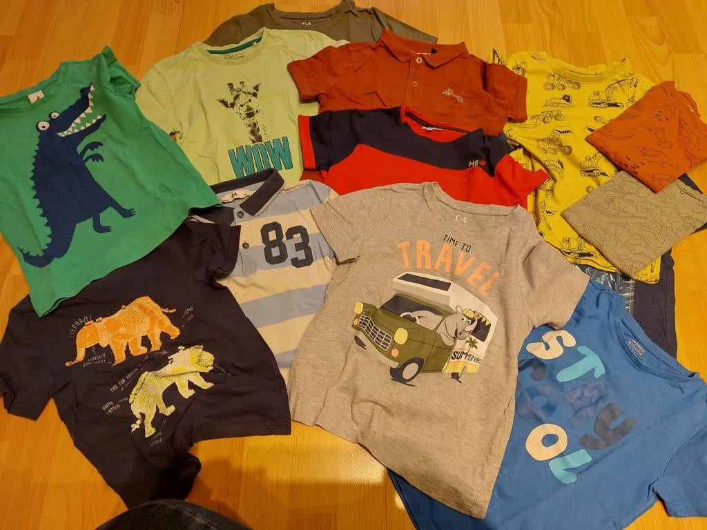 Pakket: 13 T-shirts met korte mouwen jongen maat 122, Kinderen en Baby's, Ophalen, Zo goed als nieuw, Jongen, Shirt of Longsleeve
