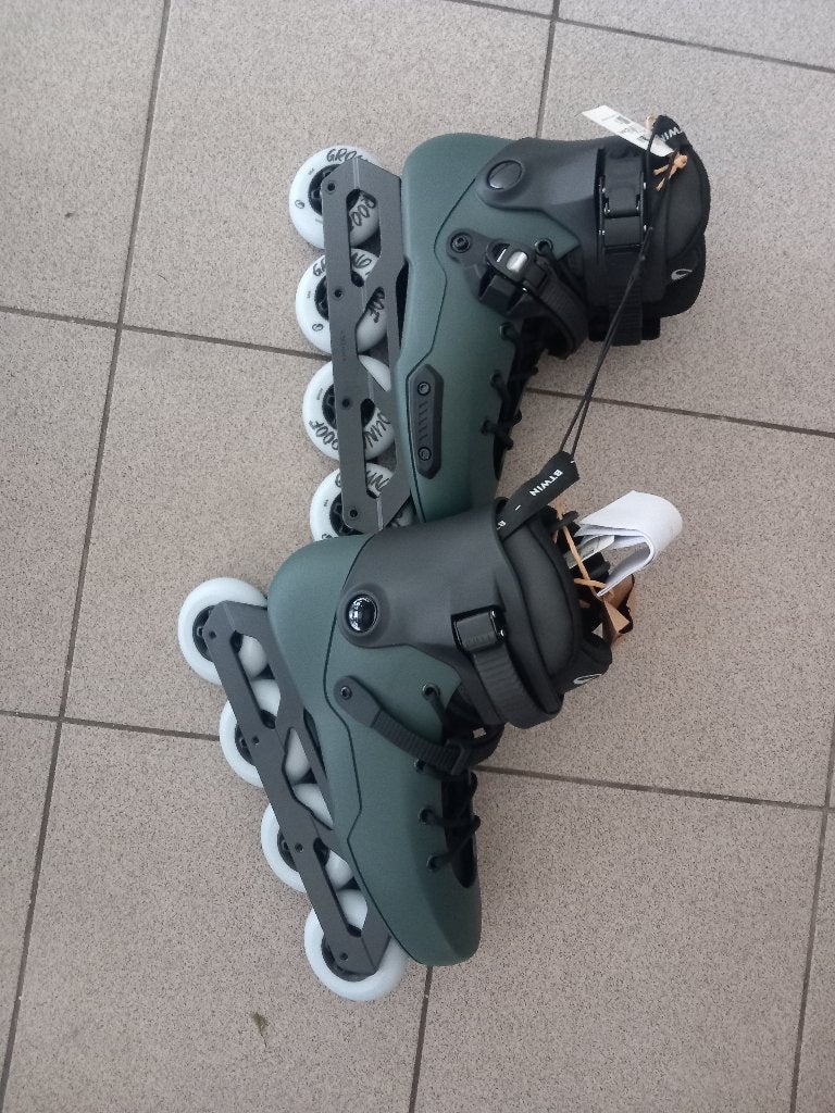 inline skates, Sport en Fitness, Skeelers, Verstelbaar, Heren, Zo goed als nieuw, Inline skates 4 wielen