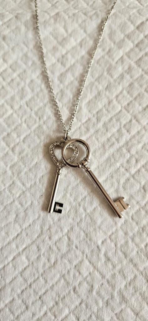 Collier clés ornés de cristaux swarovski, Enlèvement, Neuf