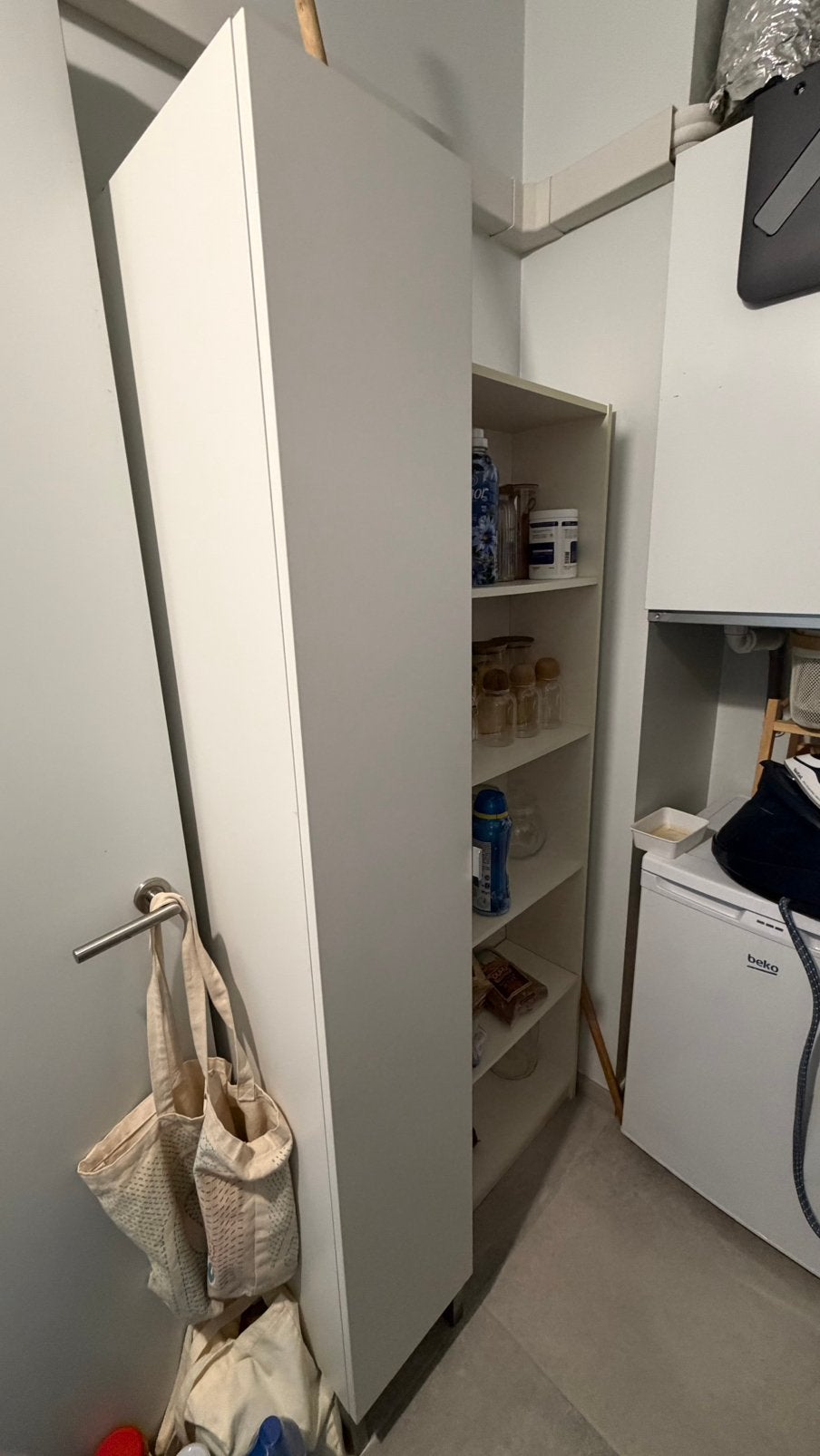2 voorraadkasten, Huis en Inrichting, Kasten | Boekenkasten, Ophalen, Gebruikt