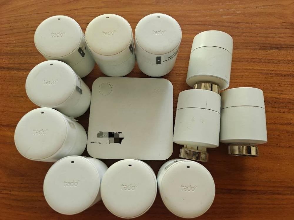 Tado Slimme Thermostaat + 10 Radiatorknoppen!, Doe-het-zelf en Bouw, Ophalen of Verzenden, Slimme thermostaat, Zo goed als nieuw
