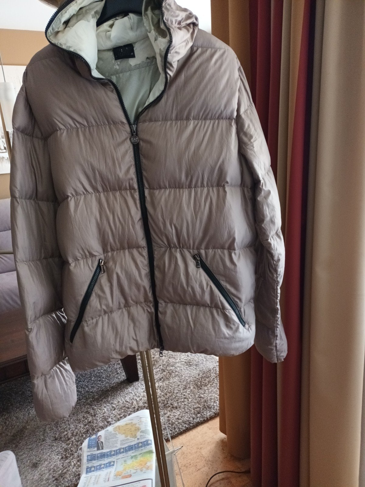 très bel anorak léger « EMPORIO ARMANI EA7" d, Enlèvement ou Envoi, Taille 52/54 (L), Beige