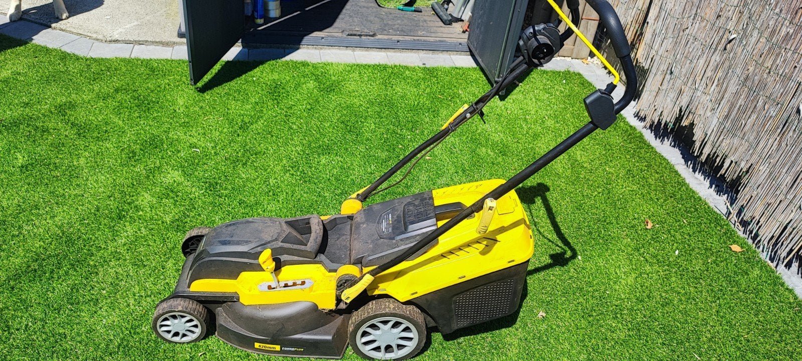 Power Plus 420mm grasmachine, Enlèvement