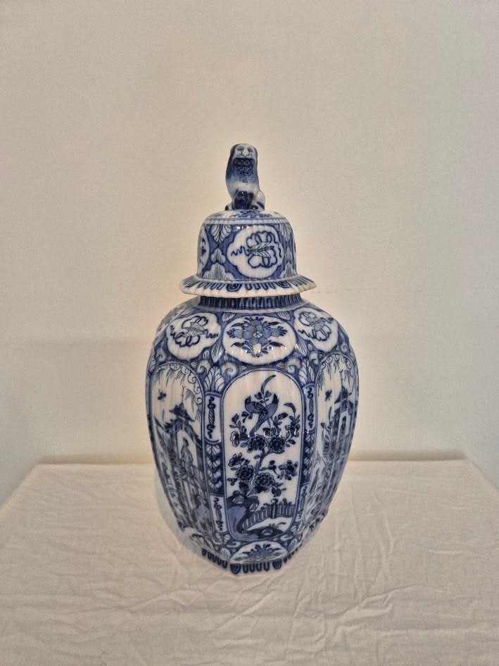Antique Boch Frères Covered Vases C. 1890 | Blue & White, Ophalen