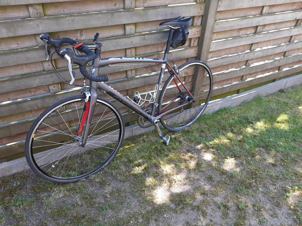 Vélo de route spécialisé, Autres marques, 10 à 15 vitesses, Frein sur jante, 57 à 61 cm