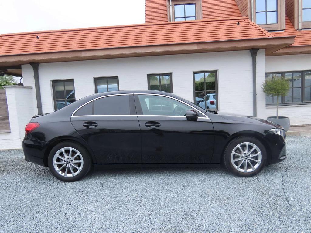 Mercedes-Benz A-CLASS 180 A 180 (bj 2019), Auto's, 100 kW, 4 deurs, Gebruikt, 4 cilinders