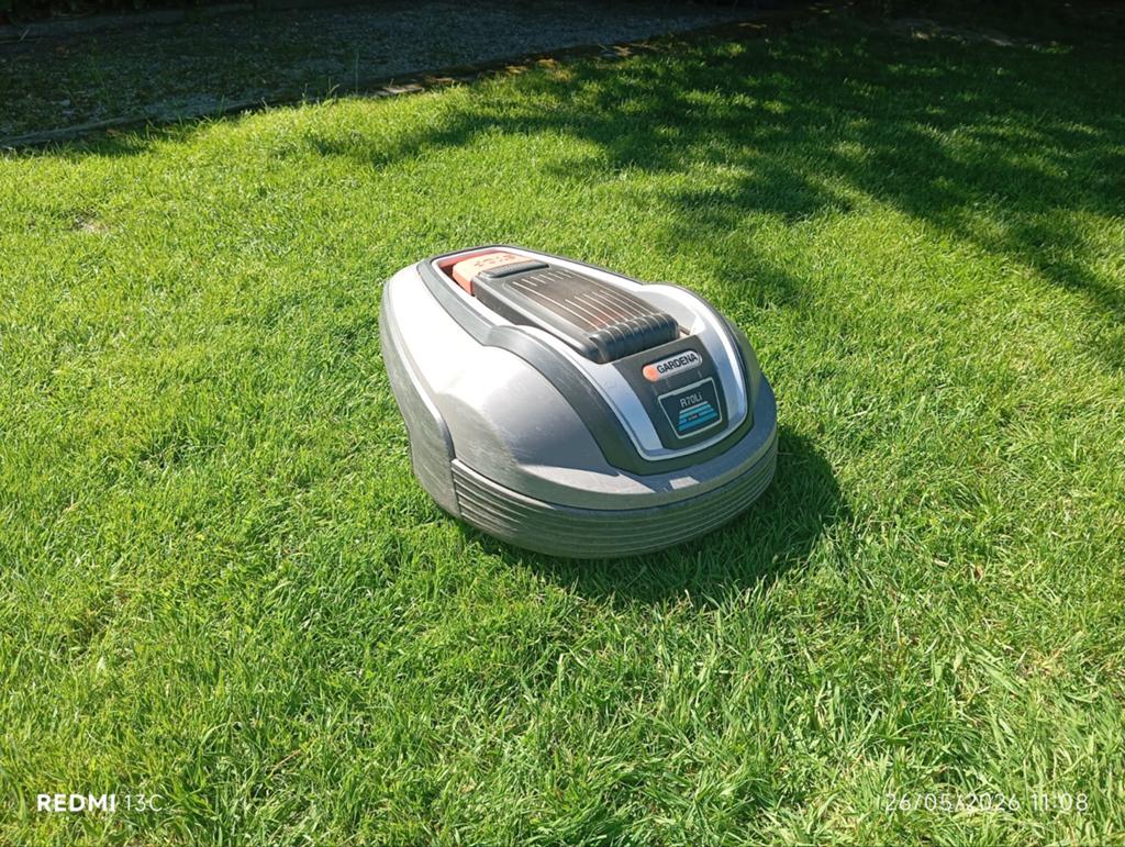 Robot tondeuse Gardena R70li, Jardin & Terrasse, Tondeuses robotisées