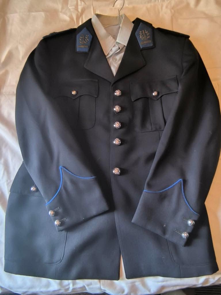 Ancienne Police uniforme, Enlèvement ou Envoi, Autres, Vêtements ou Chaussures