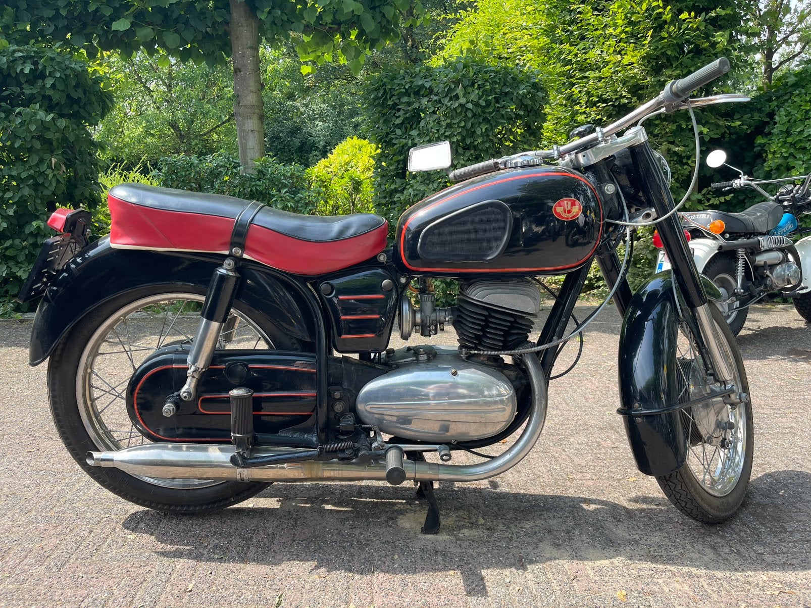 Pannonia 250, Motoren, 246 cc, Gebruikt, Overig, 11 kW of minder