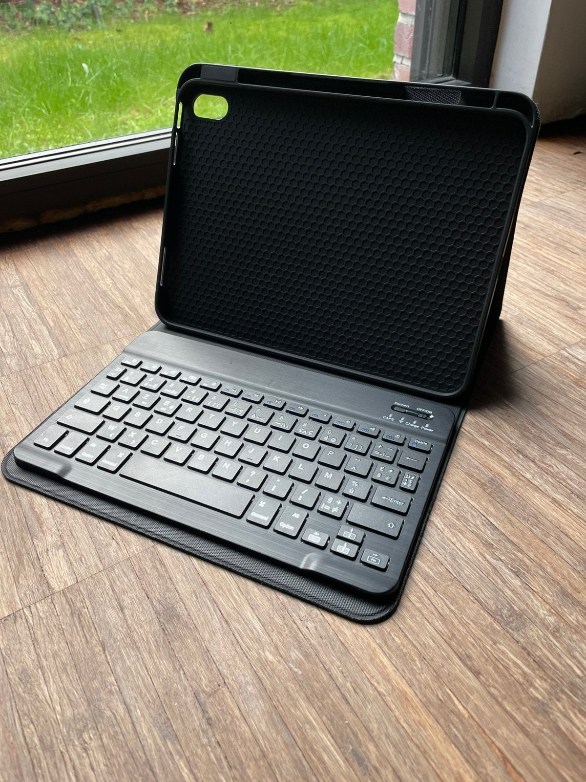 Accezz ipad 10e generatie hoesje met azerty toetsenbord, Computers en Software, Ophalen, 10e generatie 2022, Gebruikt, 11 inch