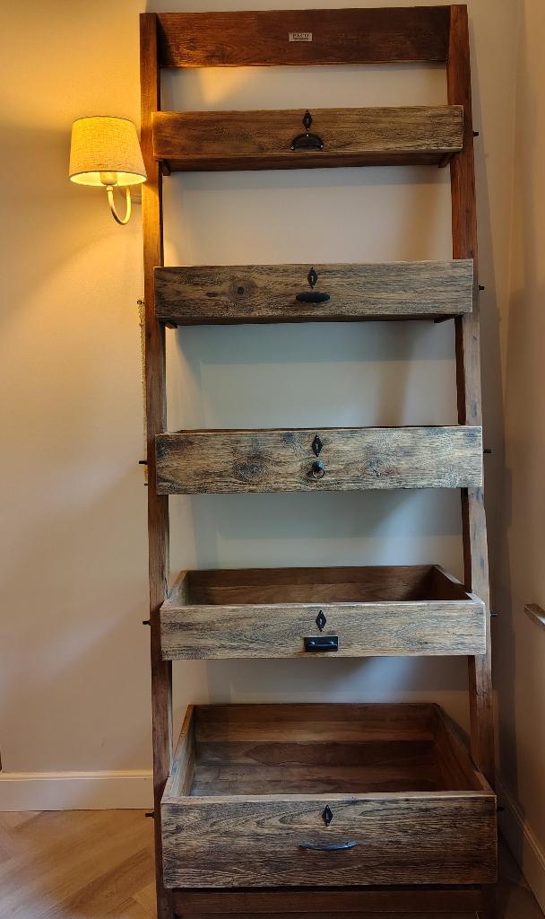 Prachtige nieuwe houten wandkast, Ophalen, Met plank(en), 200 cm of meer, Nieuw