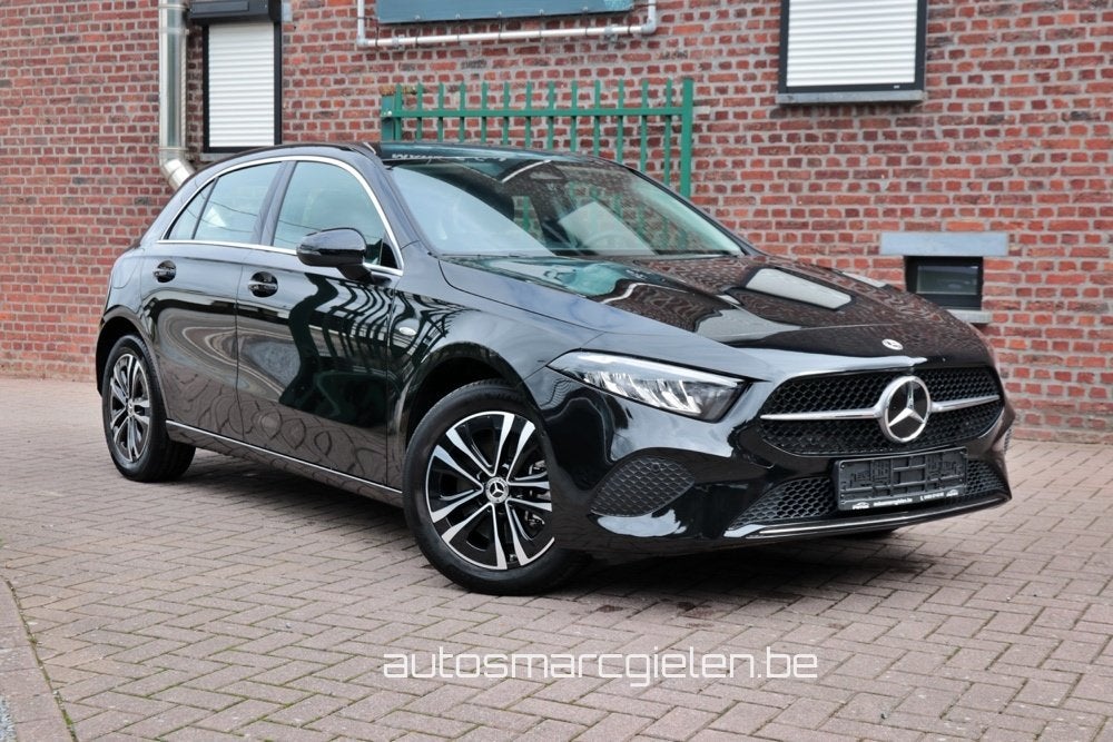 A 250 e Hybride | Camera | Navi | Zetelverwarming | Ref 7953, Auto's, Mercedes-Benz, Automaat, 4 cilinders, Zwart, 120 kW