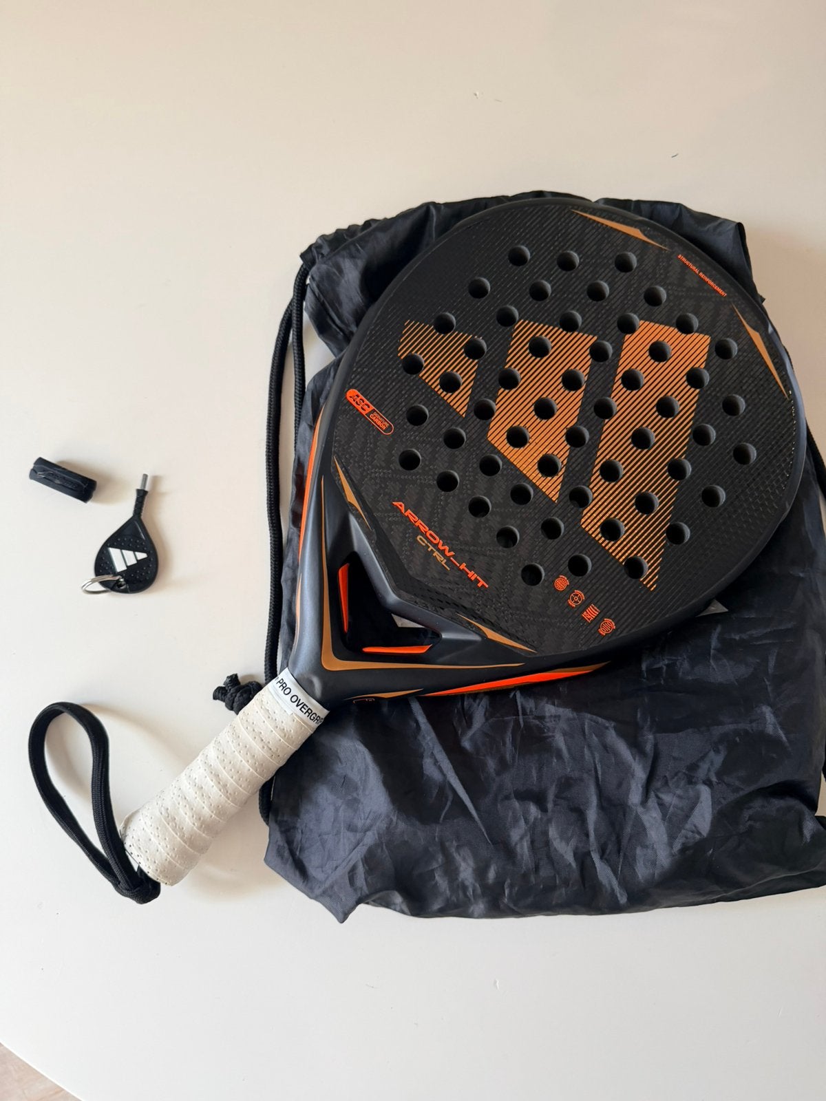 Adidas Arrow Hit CTRL, Enlèvement ou Envoi, Comme neuf