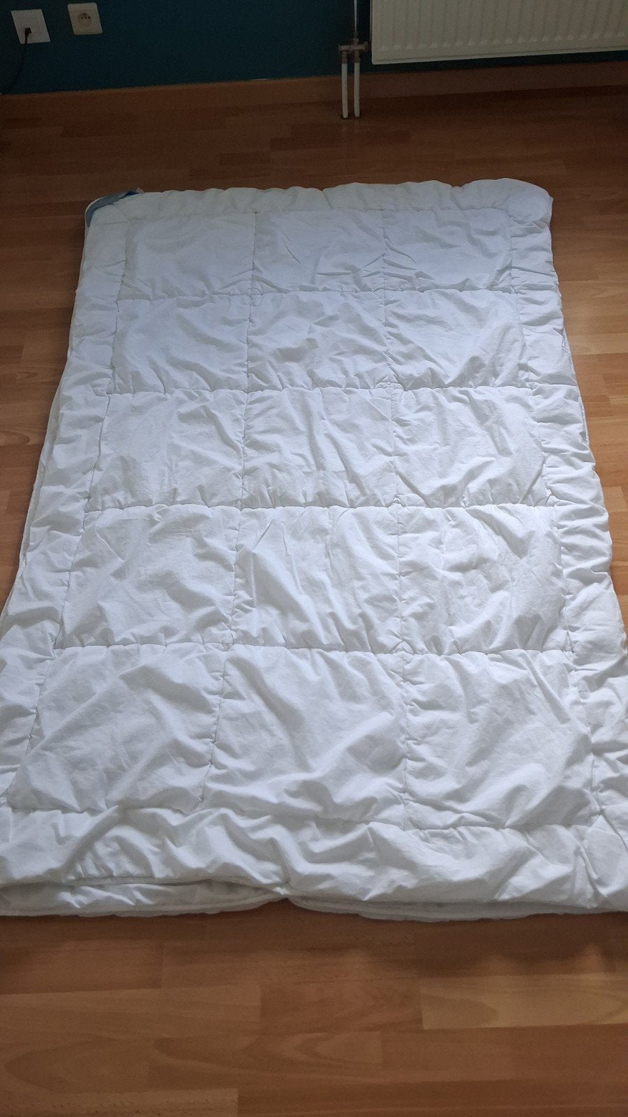 Couette 140x200 4 saisons, Maison & Meubles, Chambre à coucher | Linge de lit, Comme neuf, Couverture ou Couette, Une personne