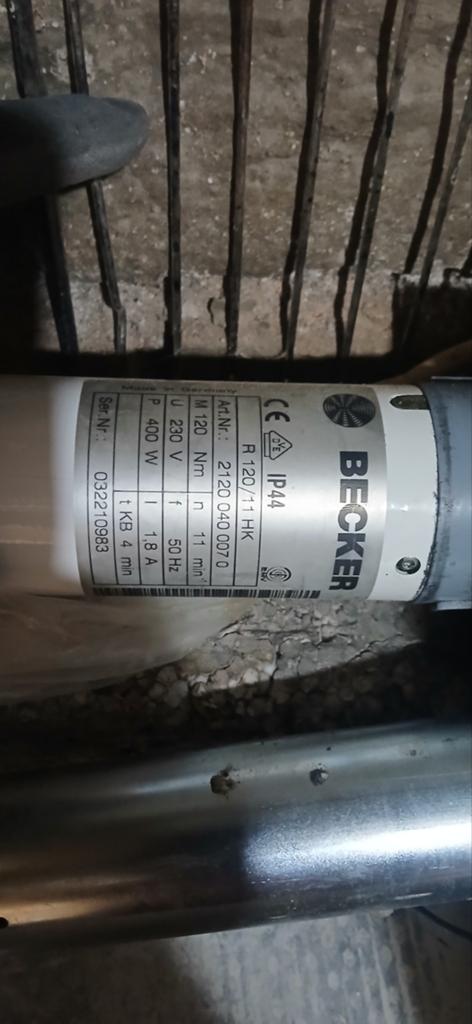 Moteur tubulaire becker 120Nm, Enlèvement