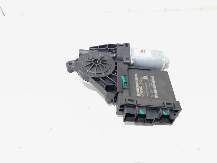 Moteur de vitre portière d'un Lynk & Co 01, -, 3 mois de garantie, Utilisé, -
