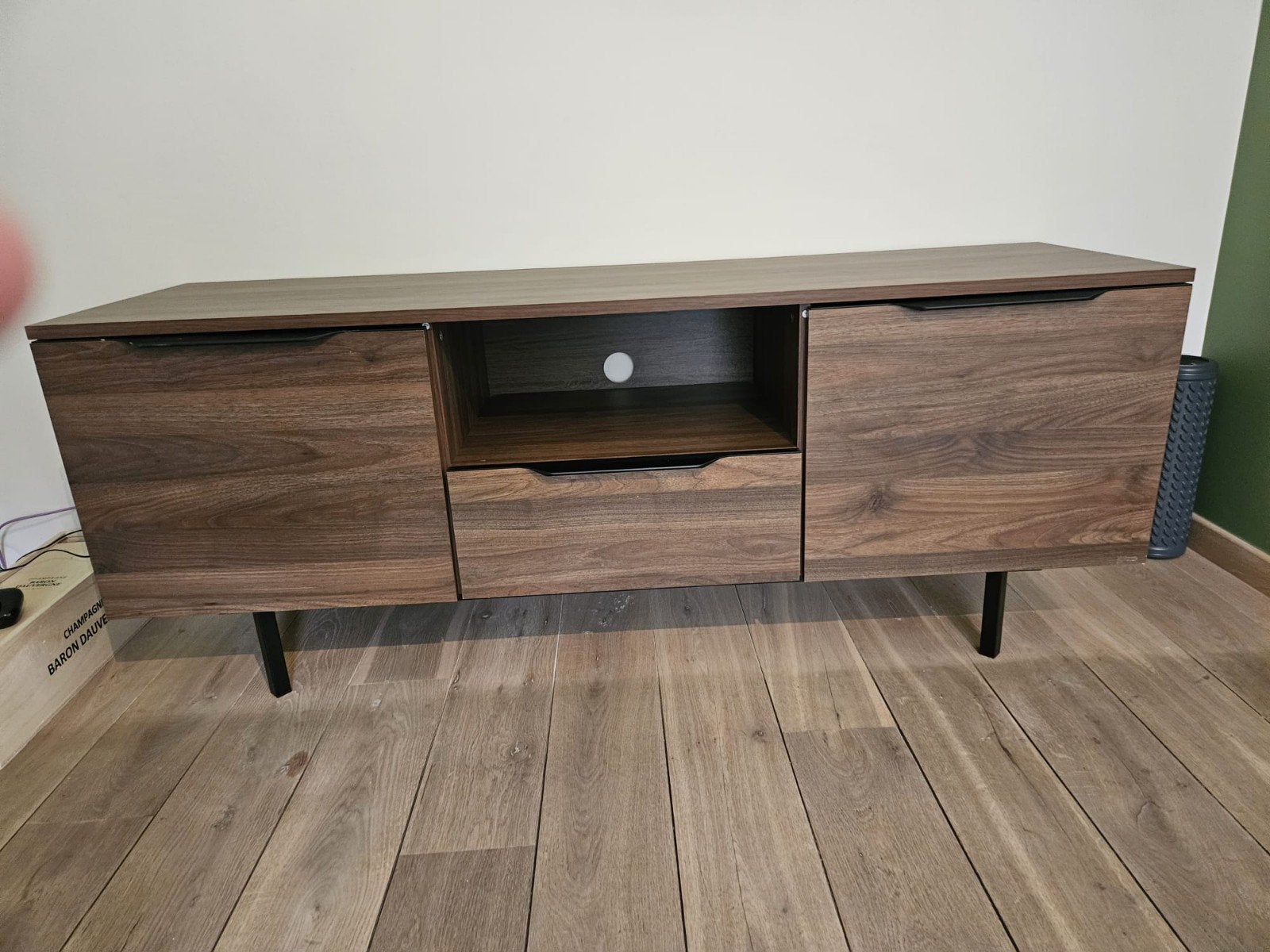 Tv meubel, Ophalen