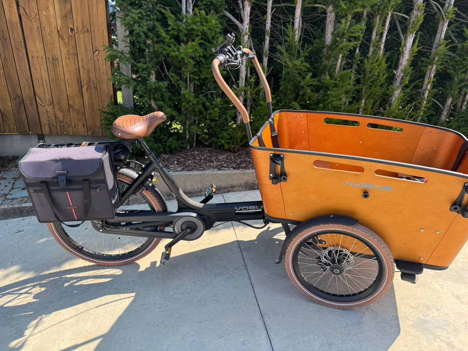 VOGUE electr. Bakfiets, Fietsen en Brommers, 4 kinderen of meer, Schijfrem, Ophalen, Overige merken