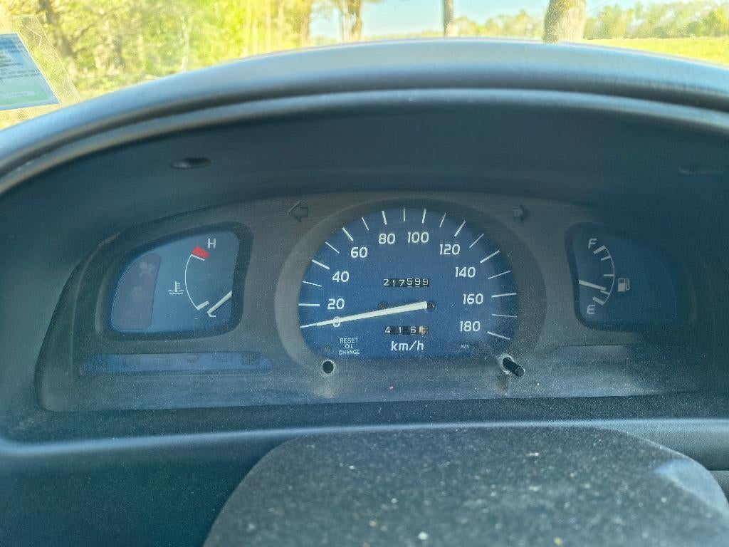 Toyota Hilux 2005 4x4, Auto's, Toyota, 75 kW, Airbags, Wit, Vierwielaandrijving