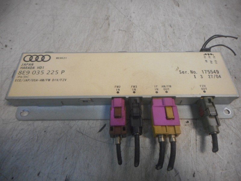 ANTENNE VERSTERKER Audi A4 Avant (B6) (8e9035225p), Info@audi.de, Audi, Audi AG, Gebruikt